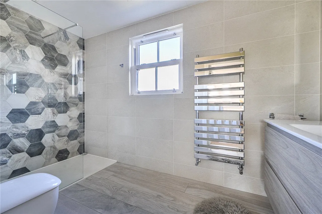Prospect Road, Rowledge, GU10, photo 10