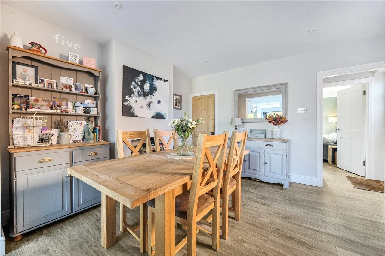 Prospect Road, Rowledge, GU10, photo 5