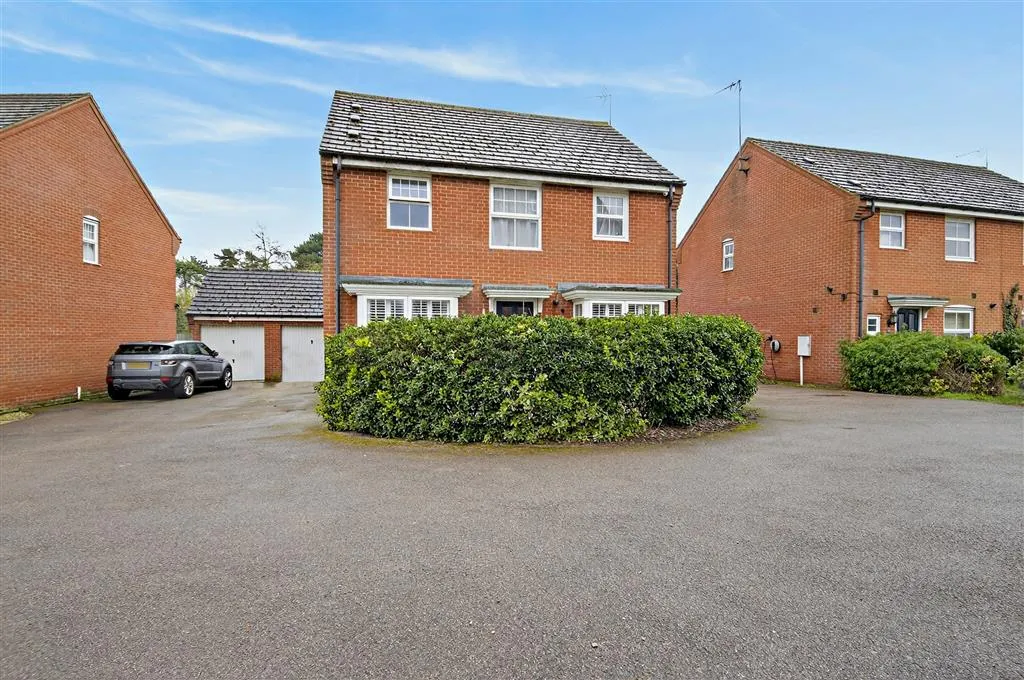 Hillside Gardens, Wittering, PE8, photo 11