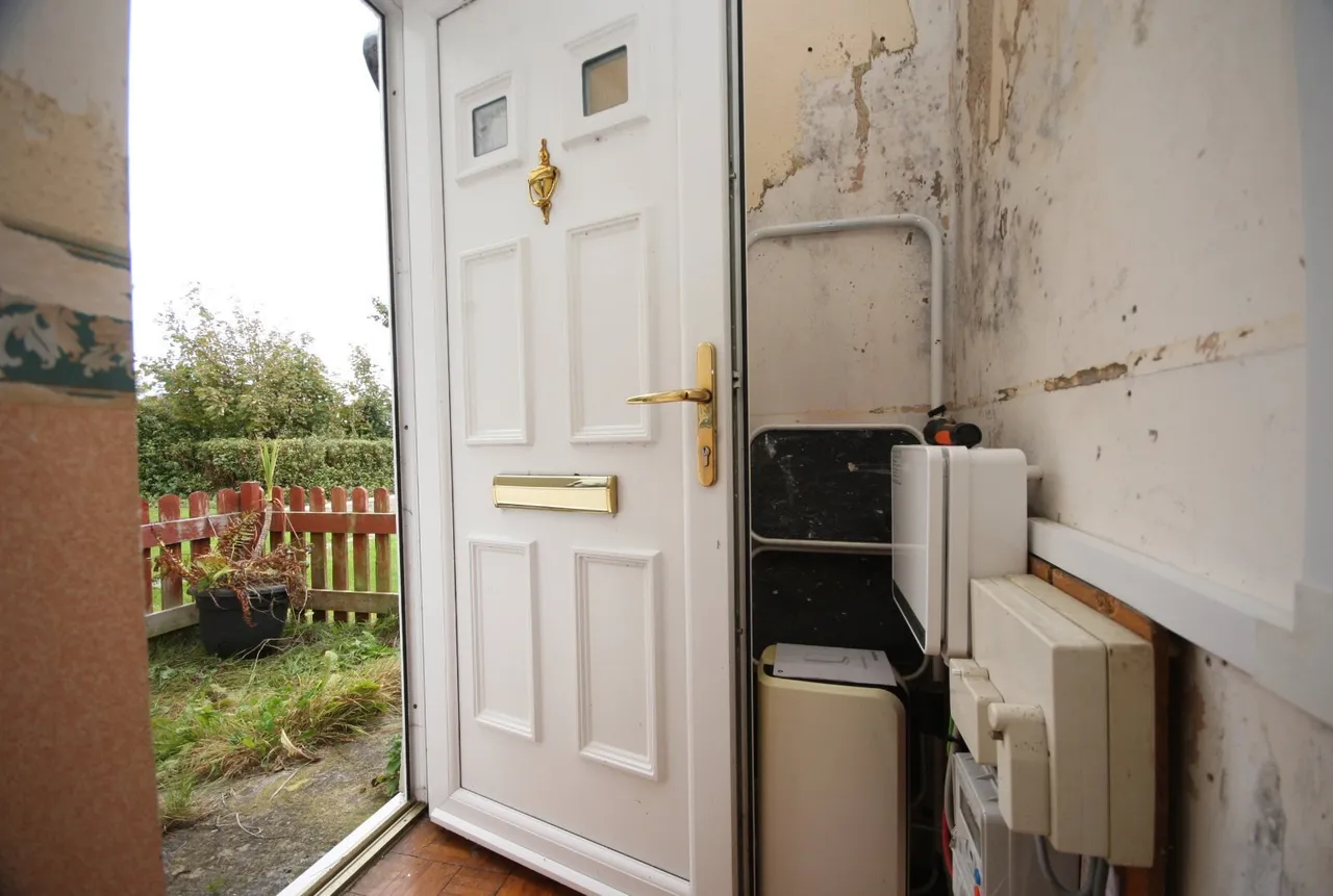 Bull Bay Road, Amlwch, photo 14