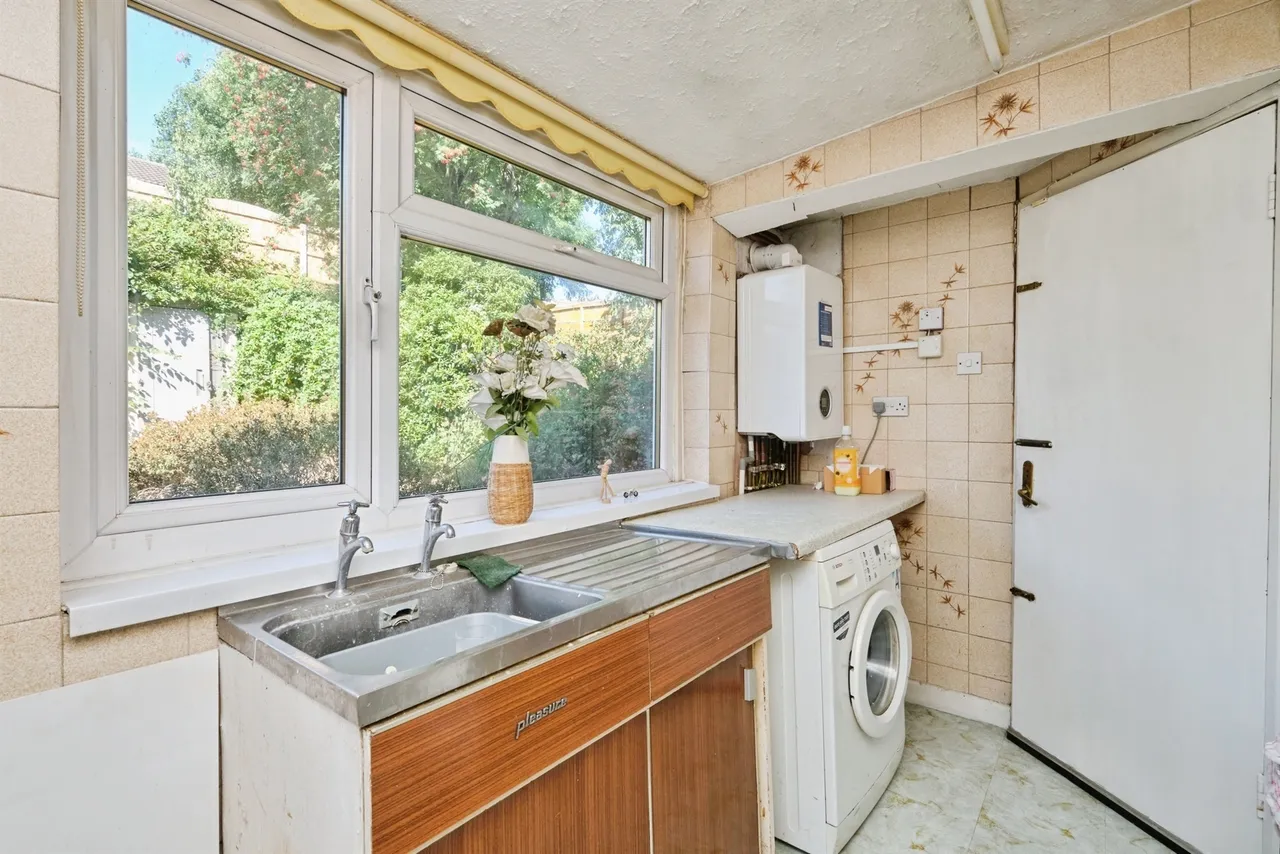 Parkview Crescent, Walsall, WS2, photo 7