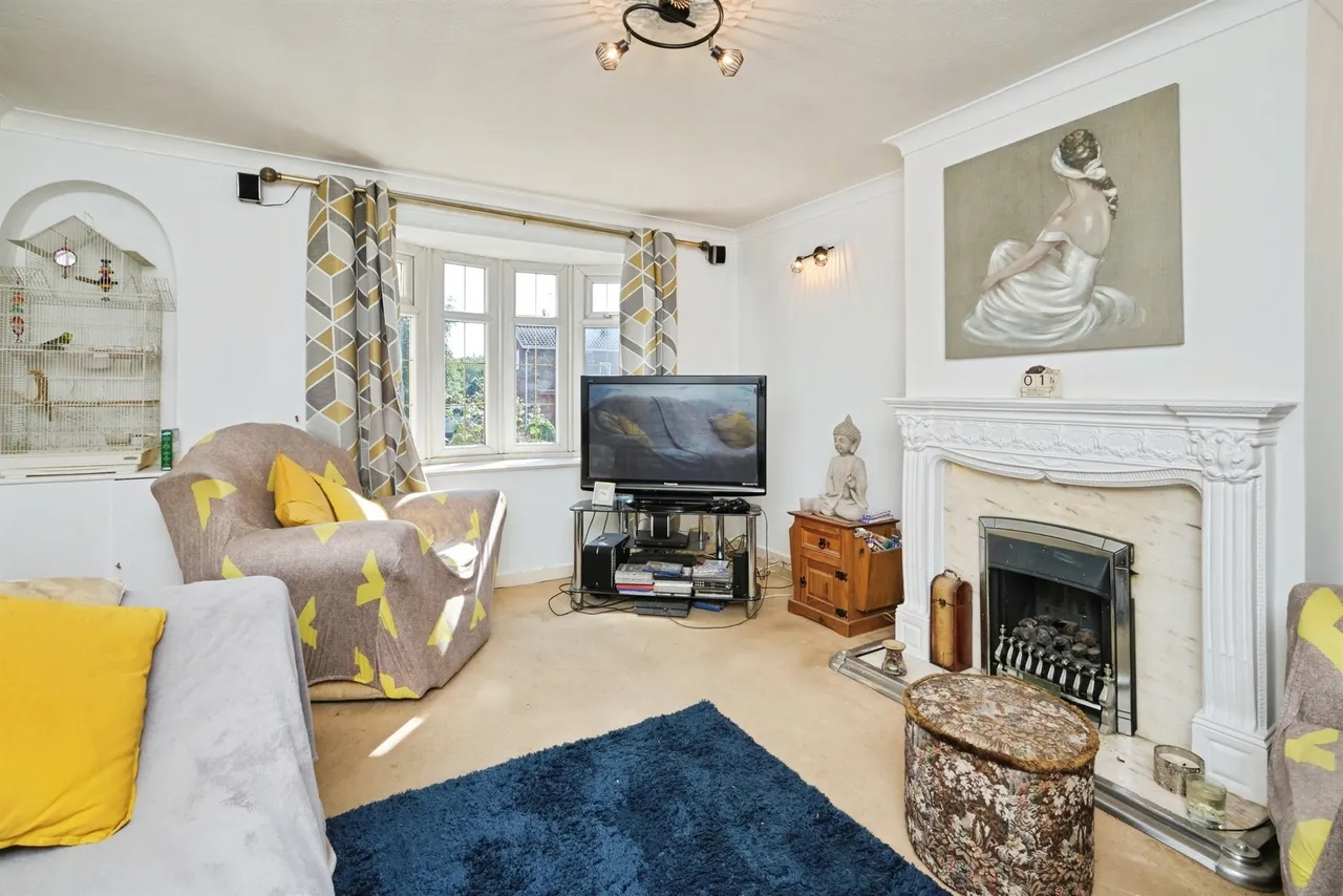 Parkview Crescent, Walsall, WS2, photo 2