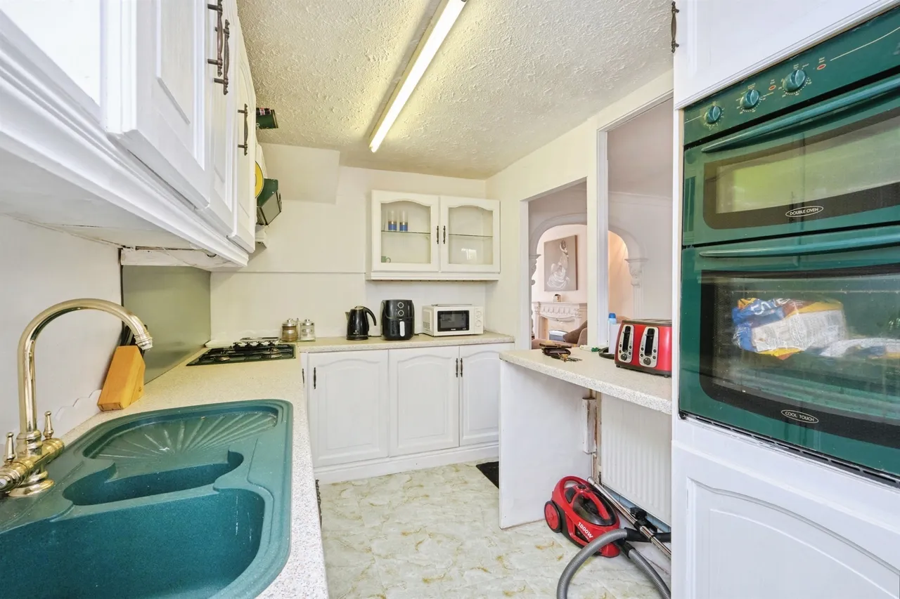 Parkview Crescent, Walsall, WS2, photo 4