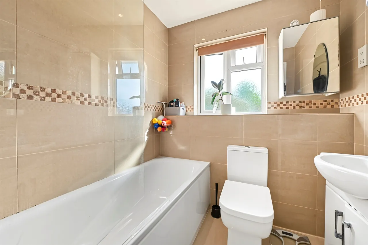 Chapel Meadow, Tring, HP23, photo 12