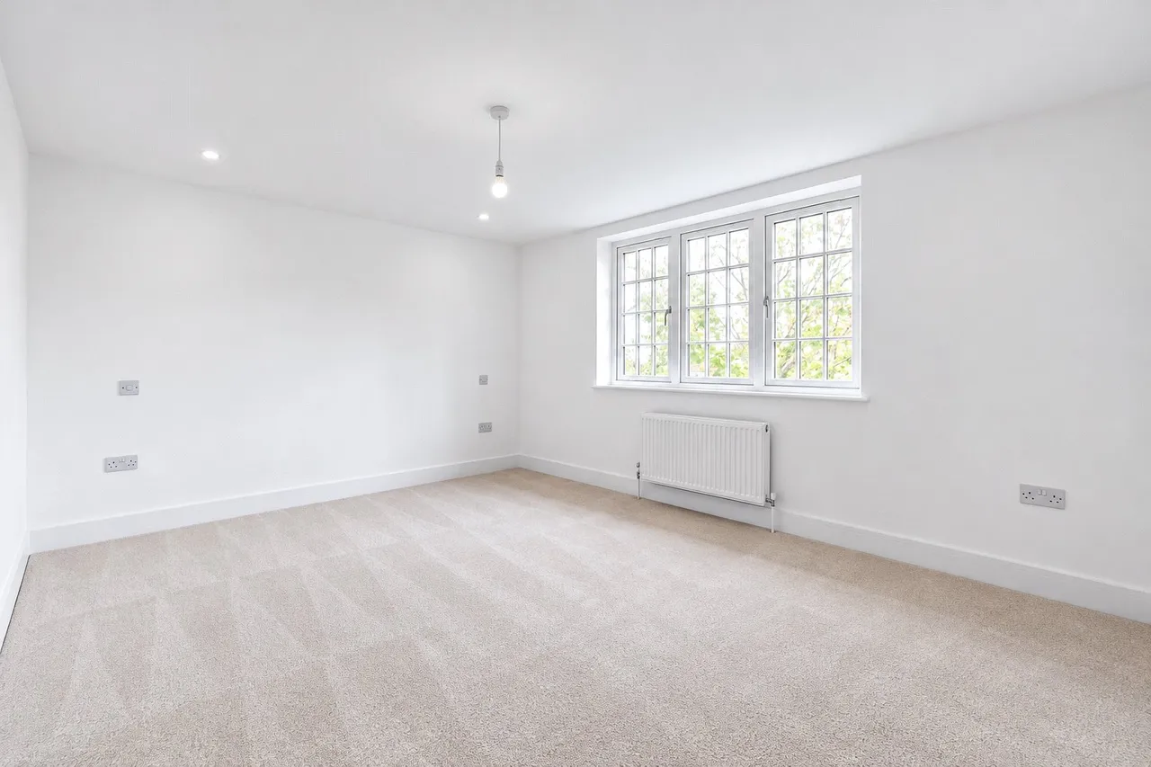 Hookhill Lane, Woking, GU22, photo 11