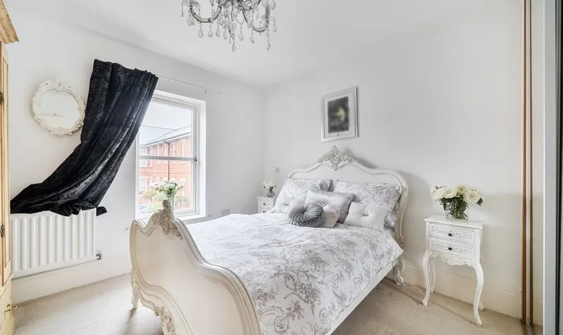 Glanville Way, Epsom, KT19, photo 12