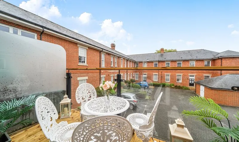 Glanville Way, Epsom, KT19, photo 4
