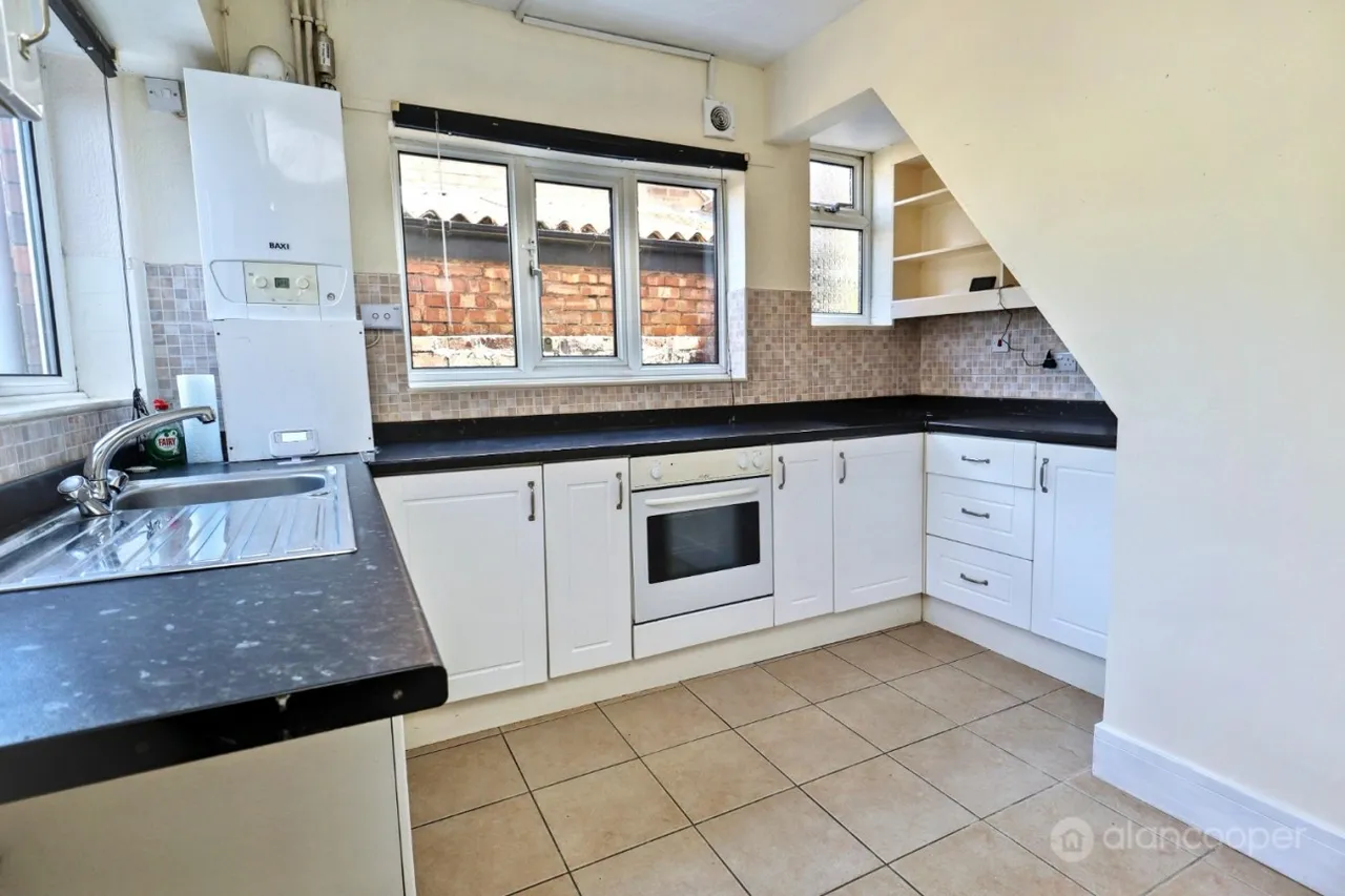 Central Avenue, Abbey Green, CV11, photo 5