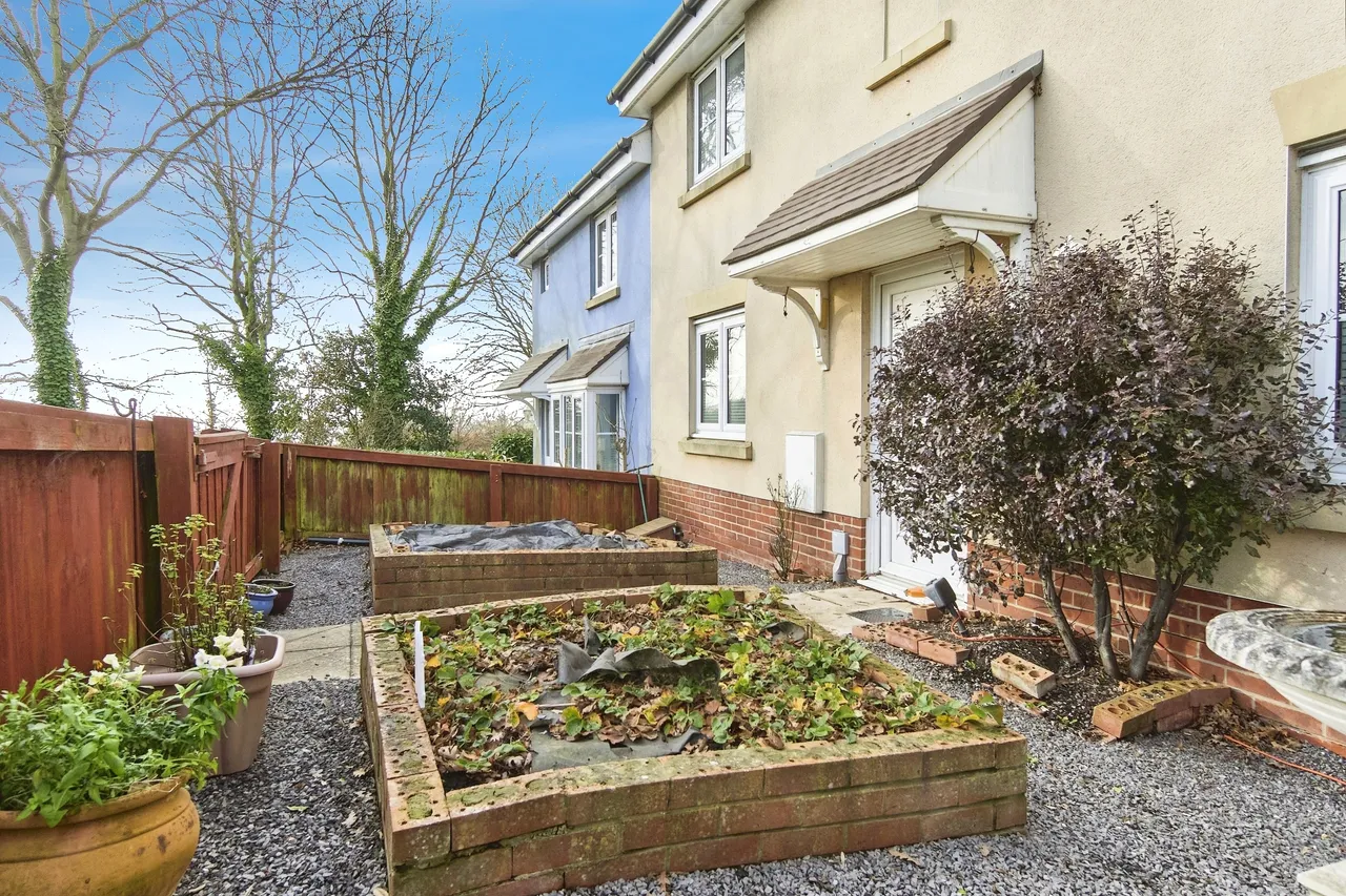 Monks Walk, East Cowes, PO32, photo 14