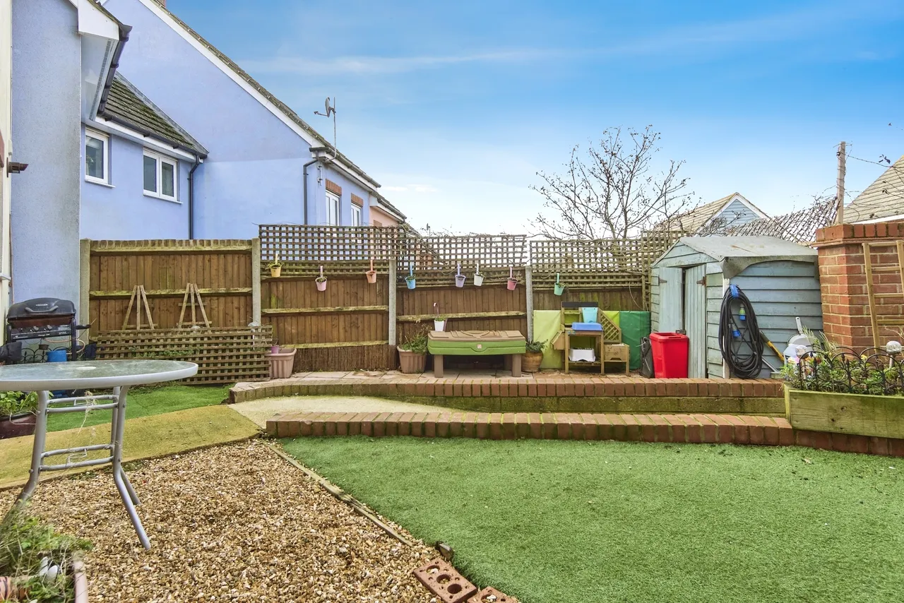 Monks Walk, East Cowes, PO32, photo 8