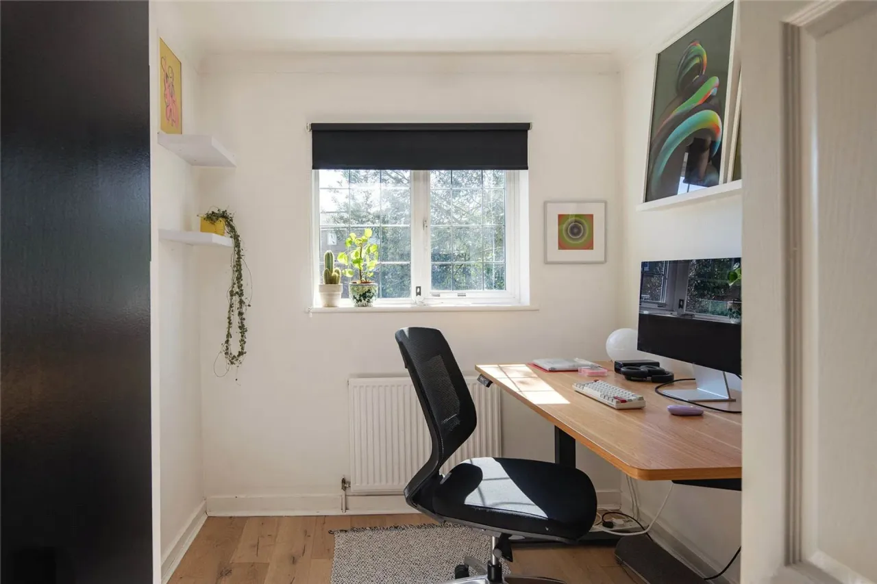 Tredegar Road, London, E3, photo 9