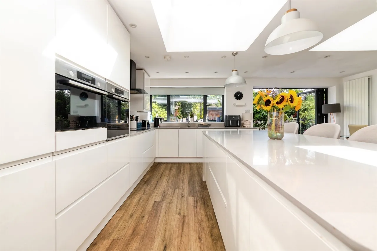 Grange Close, Hertford, photo 8