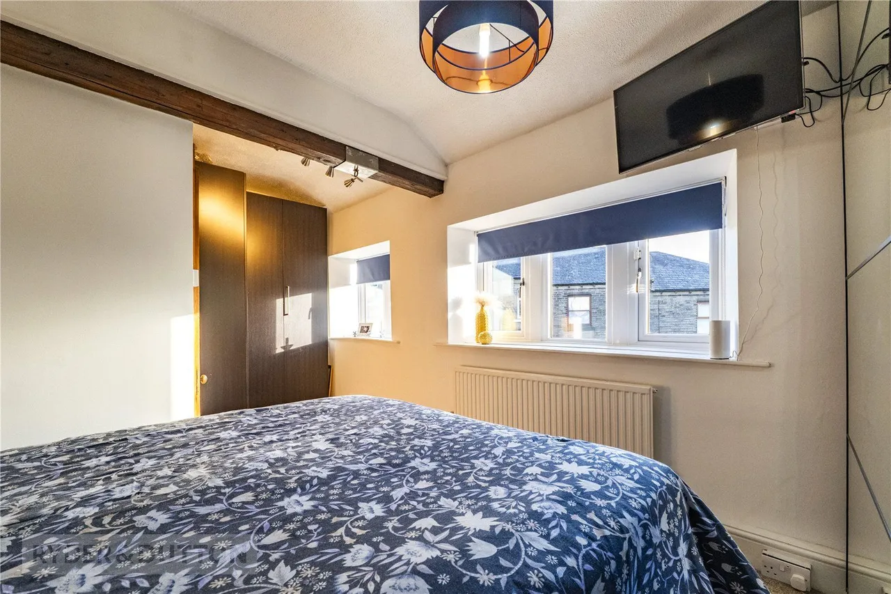 Brook Lane, Golcar, HD7, photo 13