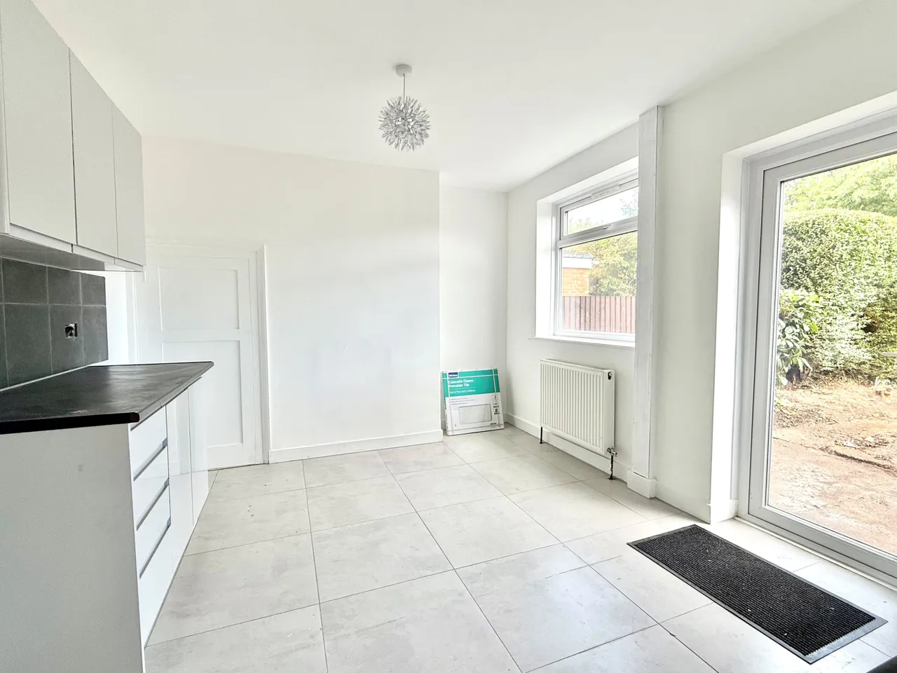 2 bed house to rent — Hazelwood Close, Stopsley, Luton