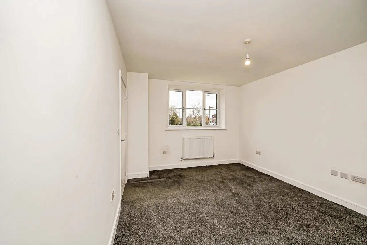Eighth Avenue, Aylesbury, HP19, photo 12