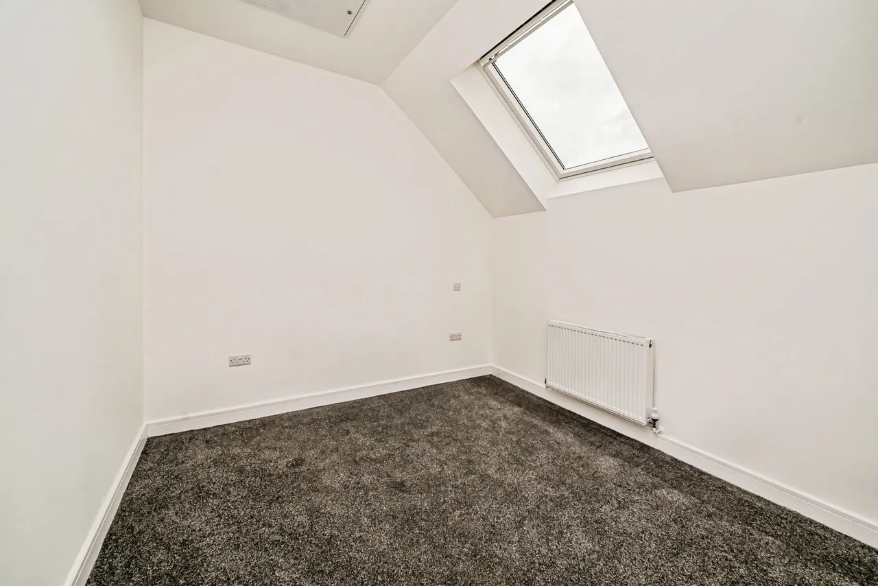 Eighth Avenue, Aylesbury, HP19, photo 9