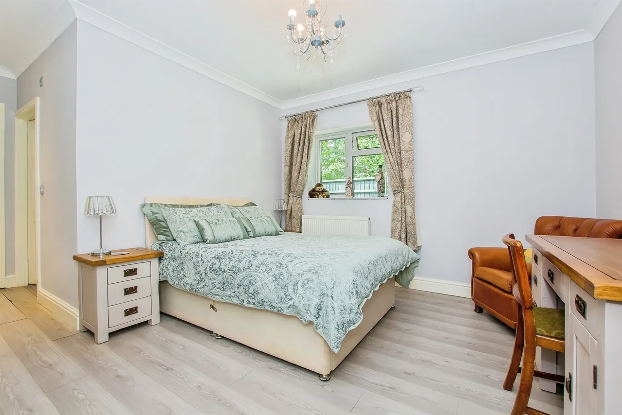 Lincoln Road, Peterborough, PE4, photo 12