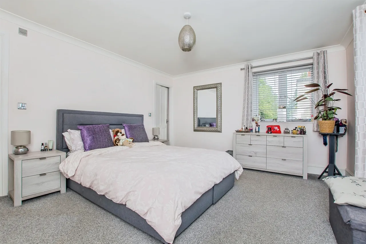 Lincoln Road, Peterborough, PE4, photo 32
