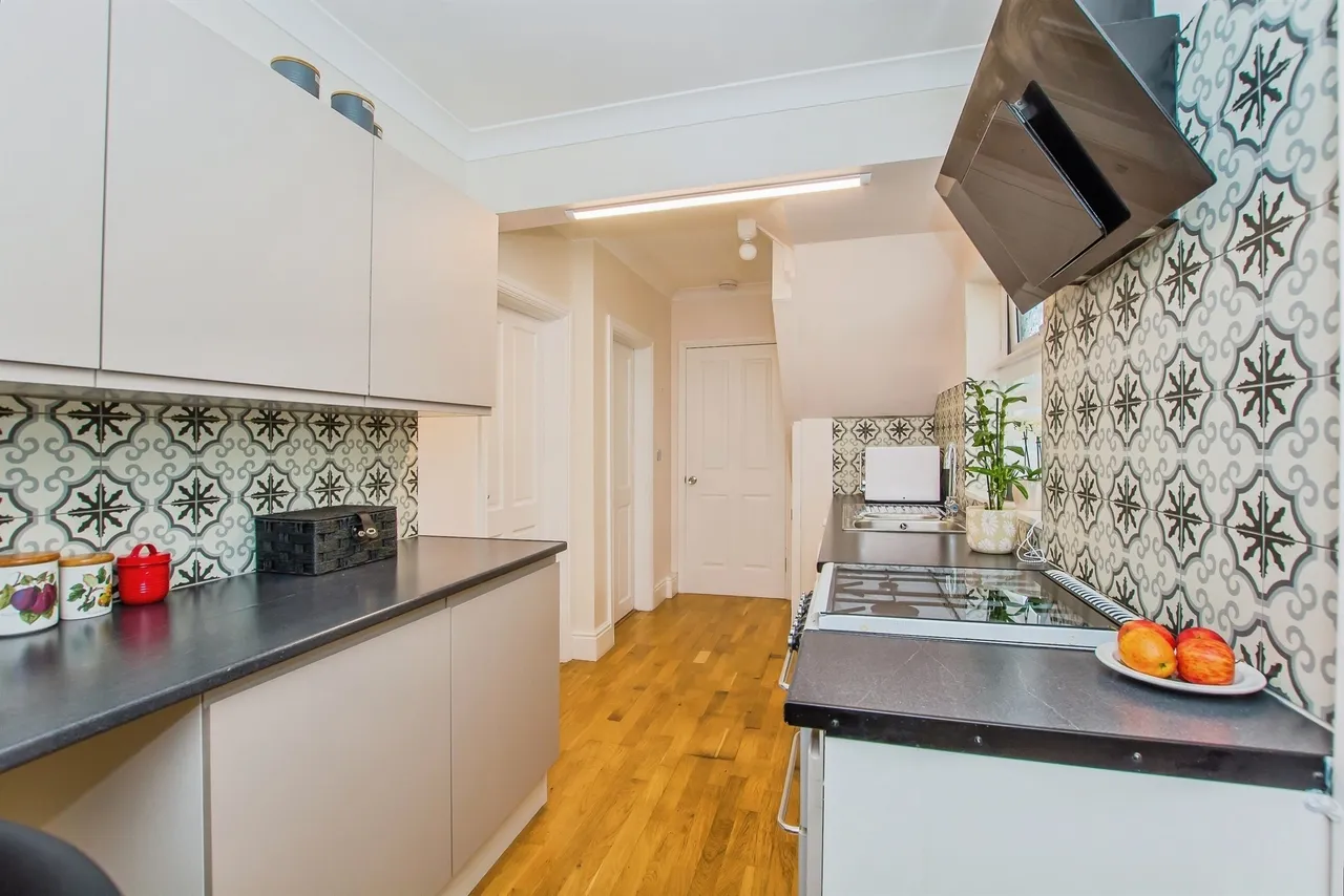 Lincoln Road, Peterborough, PE4, photo 27