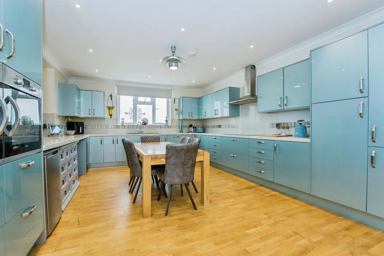 Lincoln Road, Peterborough, PE4, photo 8