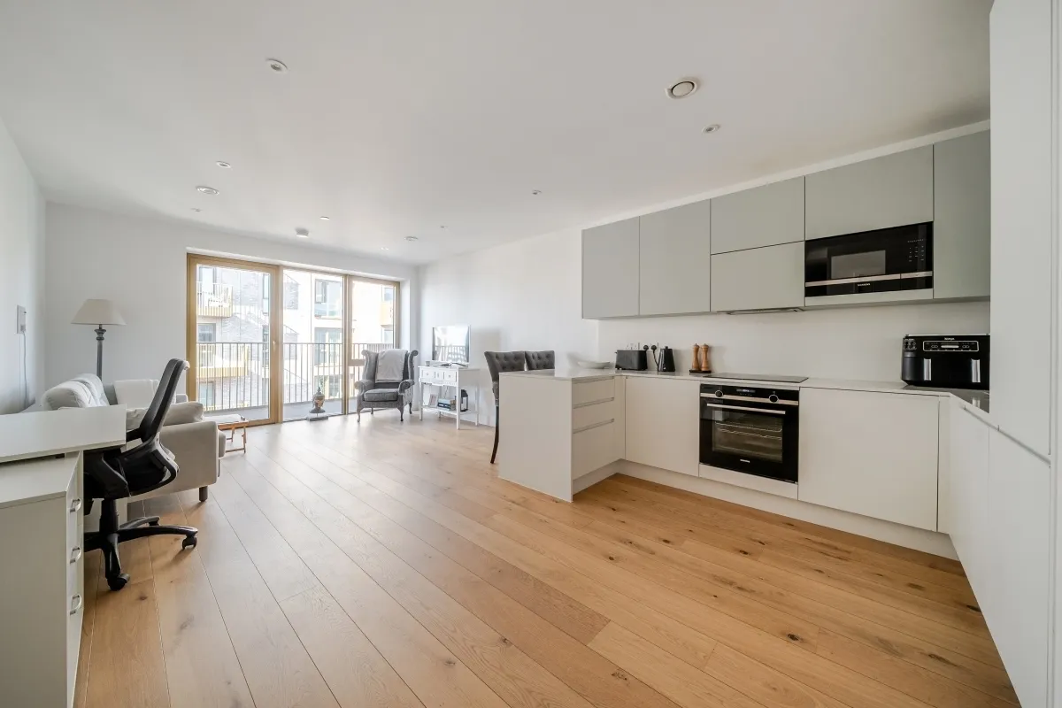 1 bed flat to rent, Capital Interchange Way, Brentford, TW8