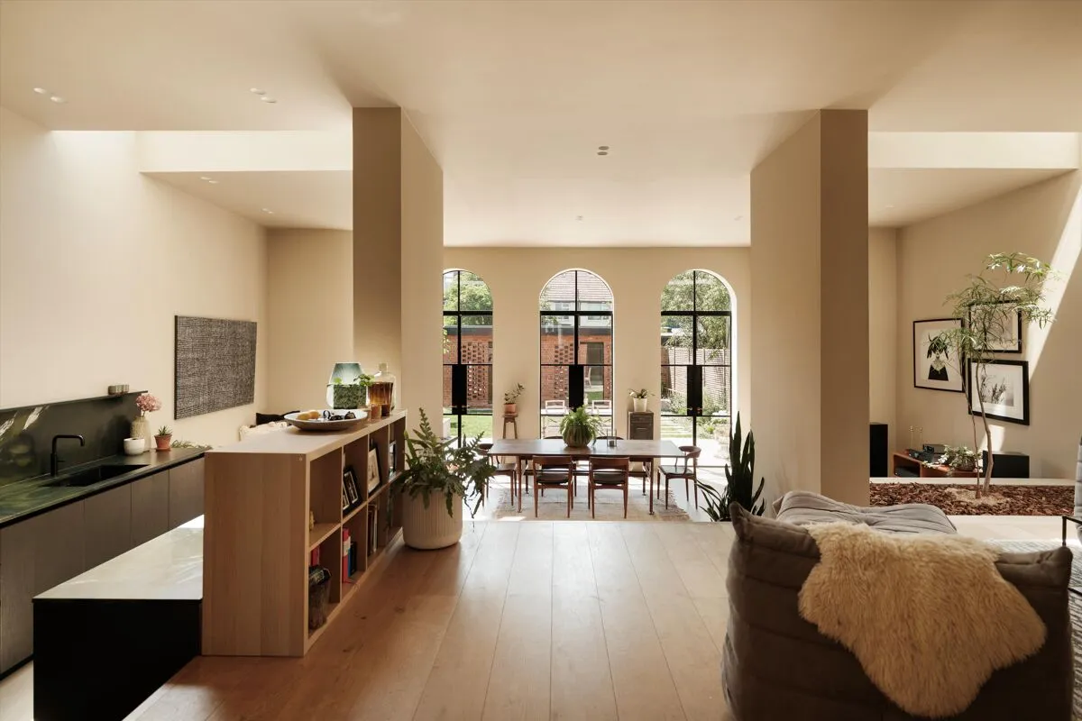 Leighton Gardens, London, NW10, photo 8