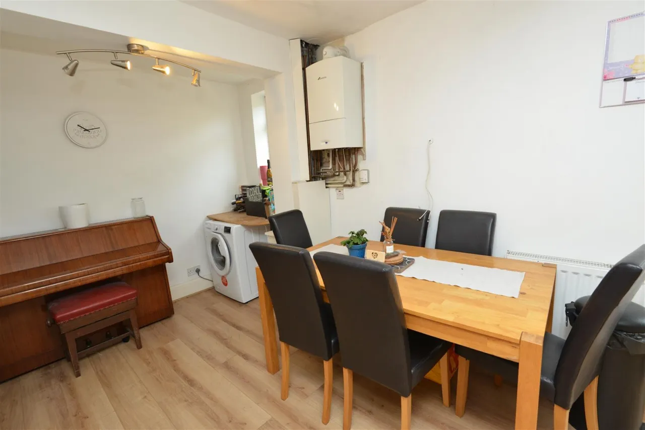 New Cheltenham Road, Kingswood BS15 1TJ, photo 12