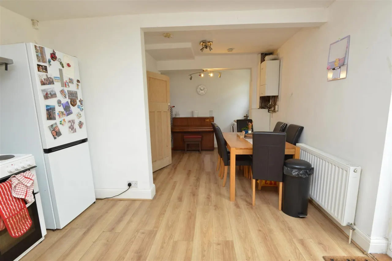New Cheltenham Road, Kingswood BS15 1TJ, photo 4