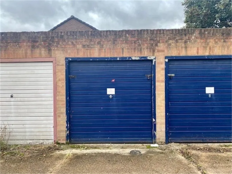 property to rent — Trojan Court, Grosvenor Road