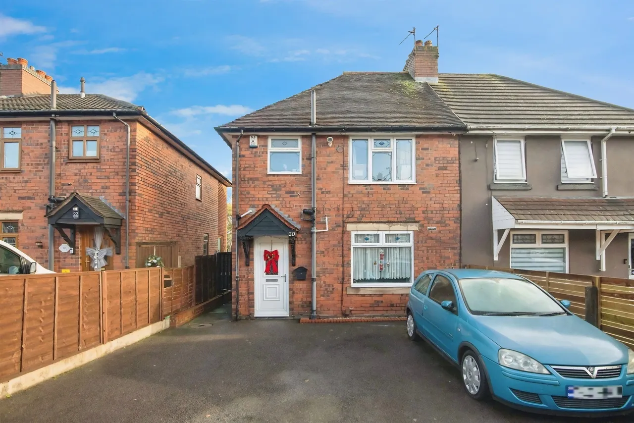 3 bed house for sale — Edmund Road, Upper Gornal, Dudley