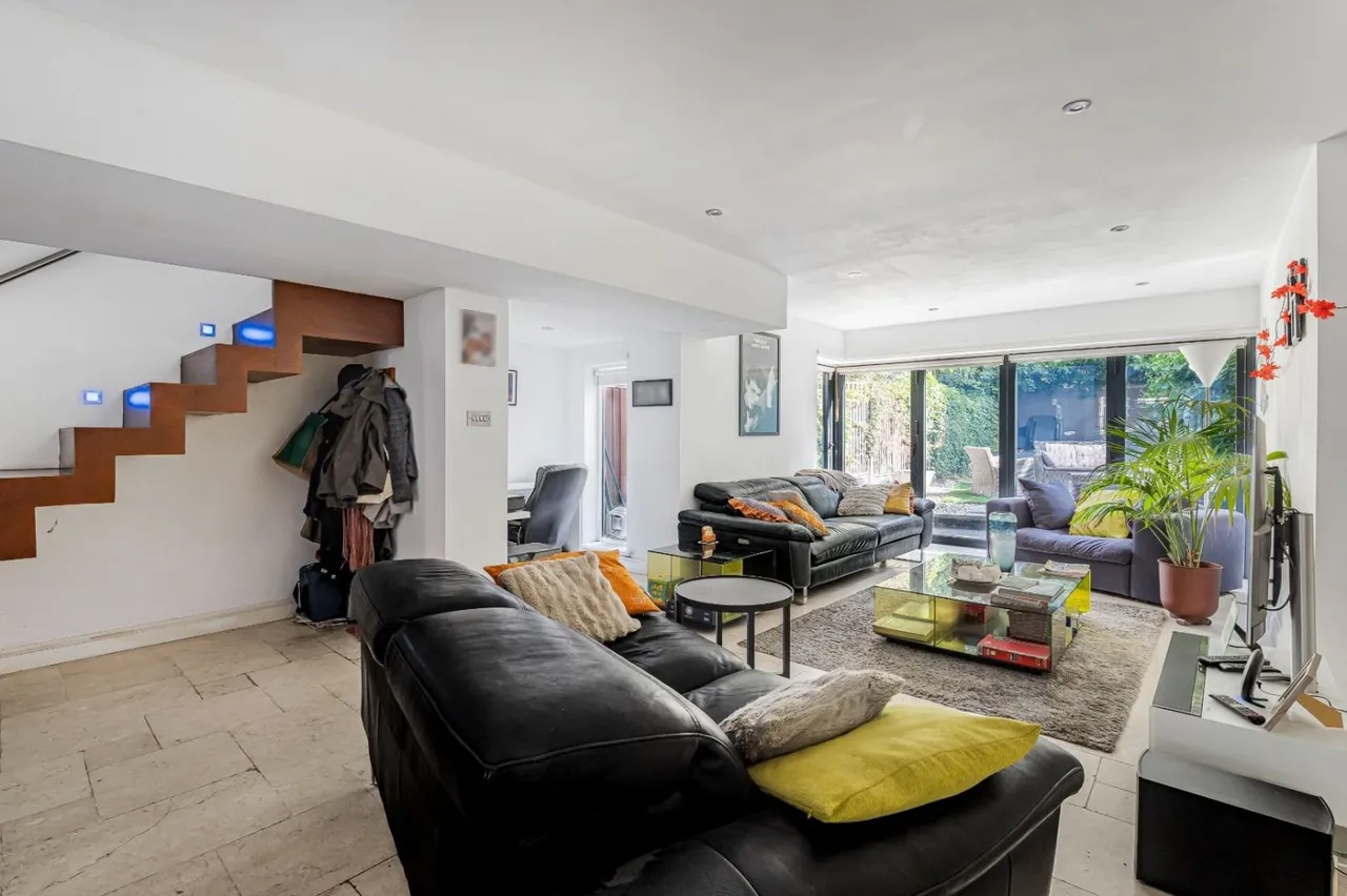 Eastlake Road, London, SE5, photo 31