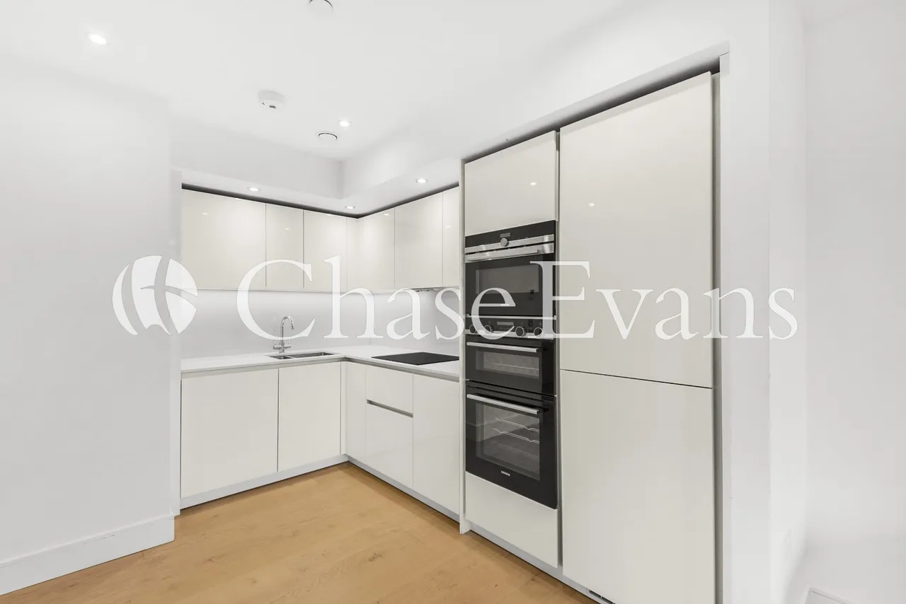 Croxley Court, Garnet Place, West Drayton, London, UB7, photo 5