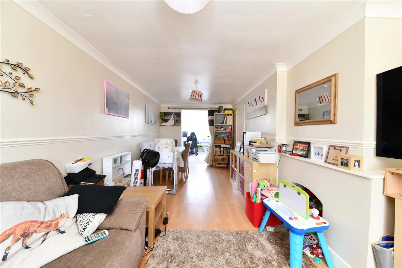 Darwin Road, Stevenage, SG2 0DE, photo 4