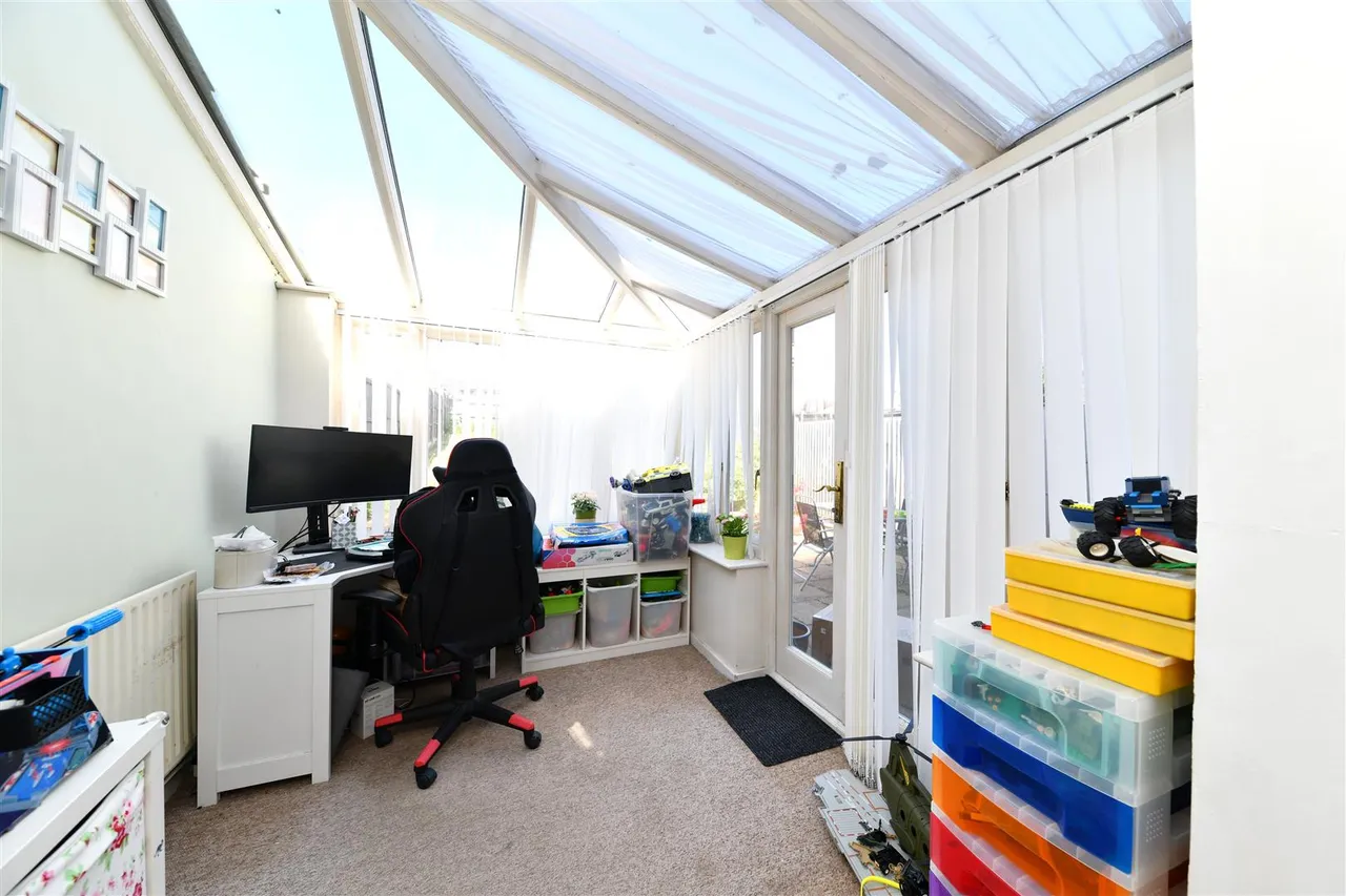 Darwin Road, Stevenage, SG2 0DE, photo 7