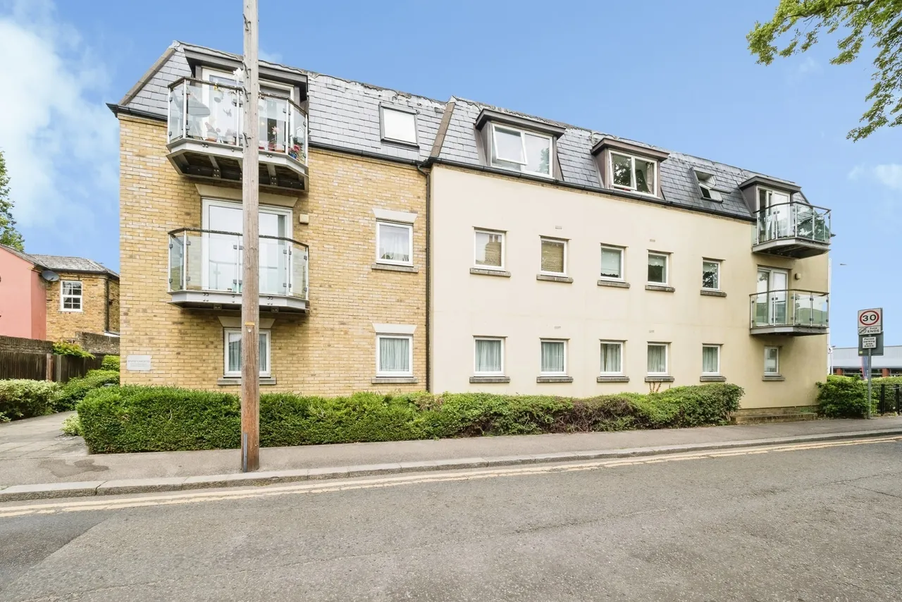 2 bed flat for sale — Mornington Road, Woodford Green, IG8