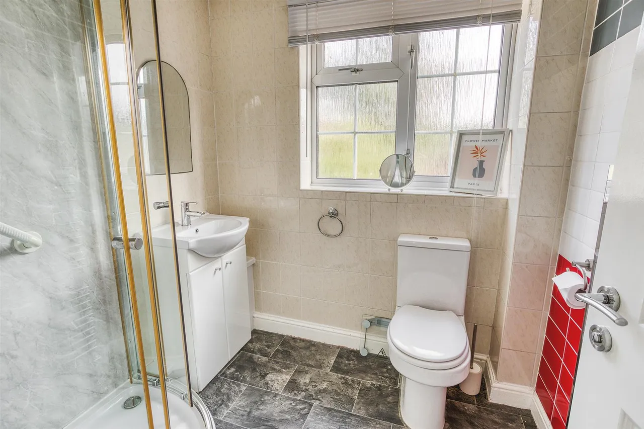 Pear Tree Close, Castle Donington, photo 12