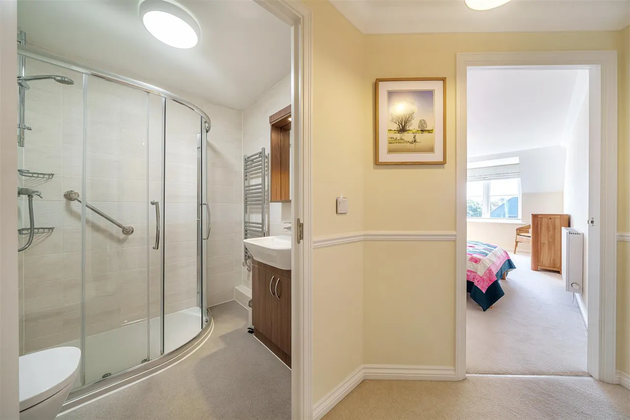 Edison Bell Way, Huntingdon, PE29, photo 10