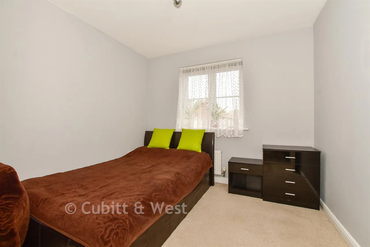 Pennicott Road, Bognor Regis, PO21, photo 10