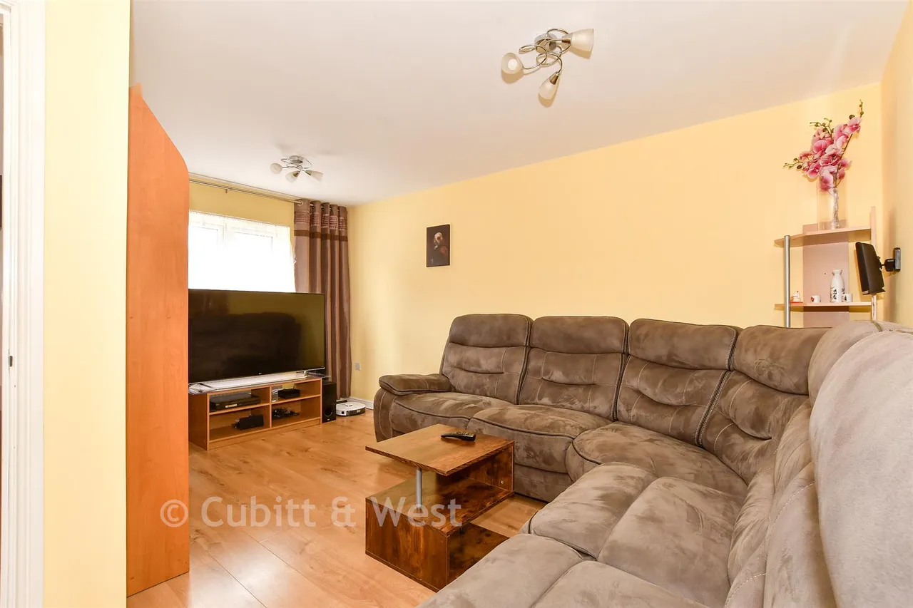 Pennicott Road, Bognor Regis, PO21, photo 5