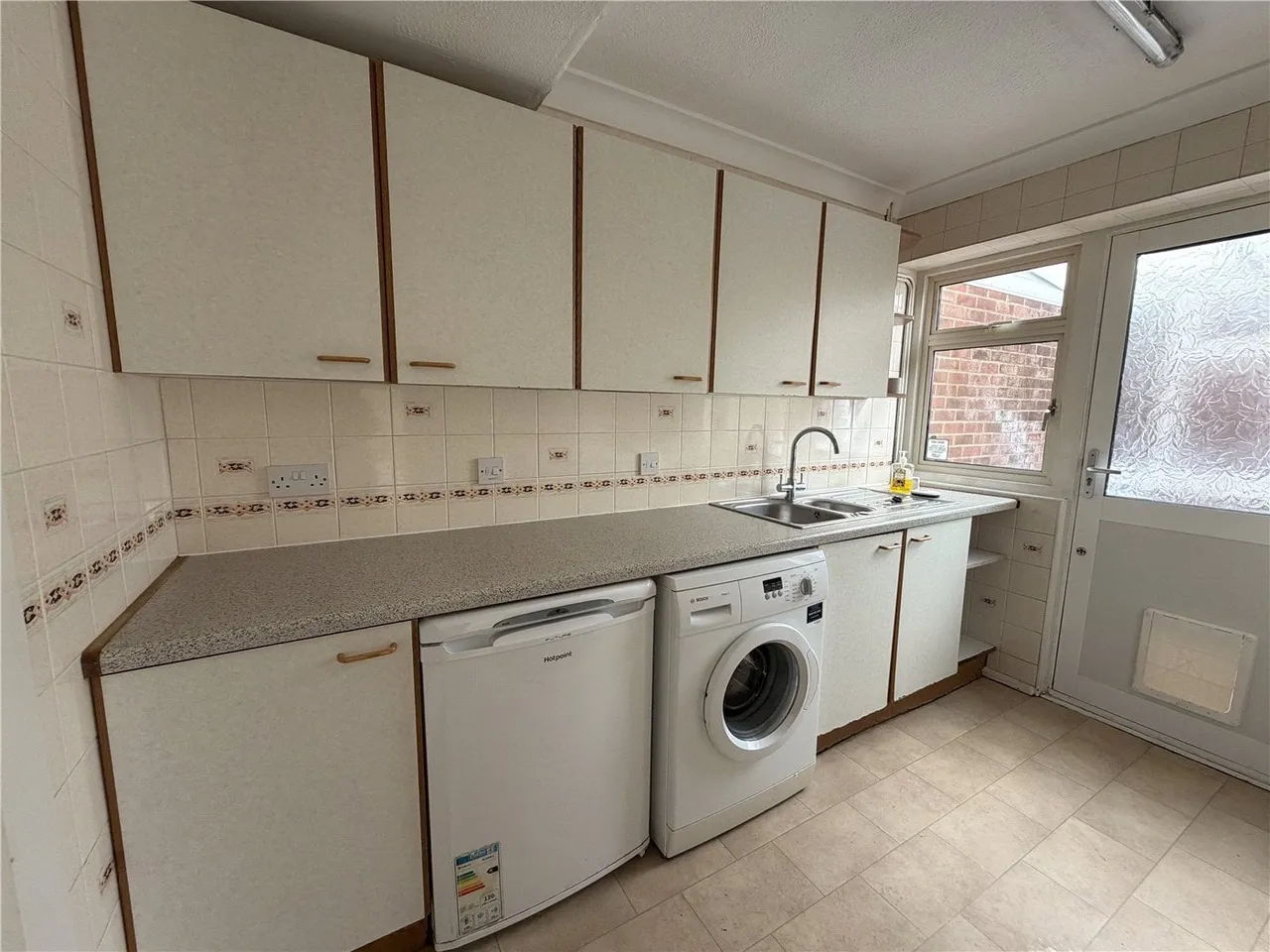 Brougham Place, Farnham, Surrey, GU9, photo 4