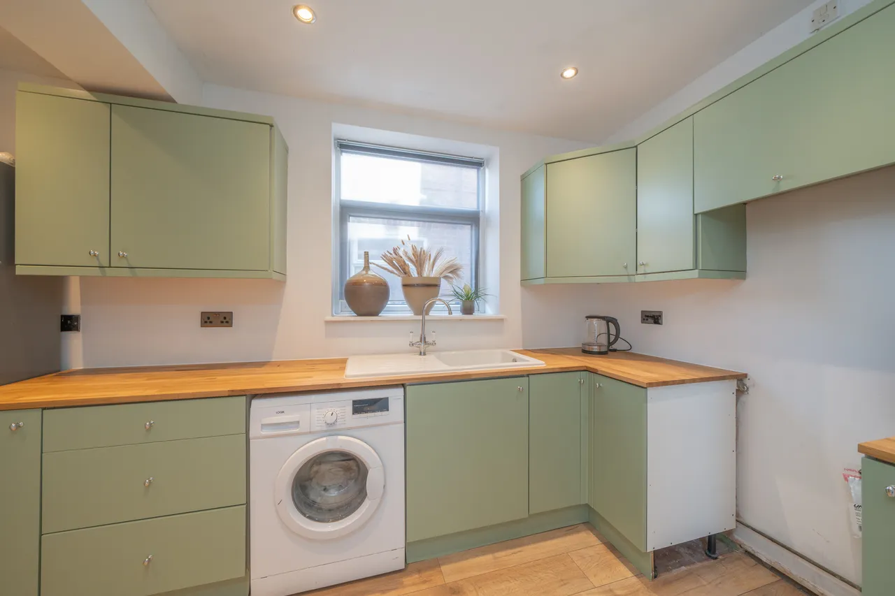 Church Road, Barnton, CW8, photo 12