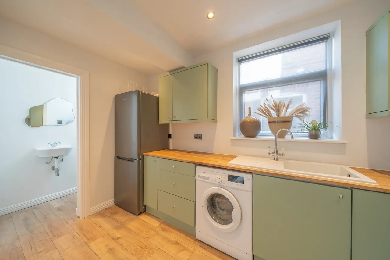 Church Road, Barnton, CW8, photo 13