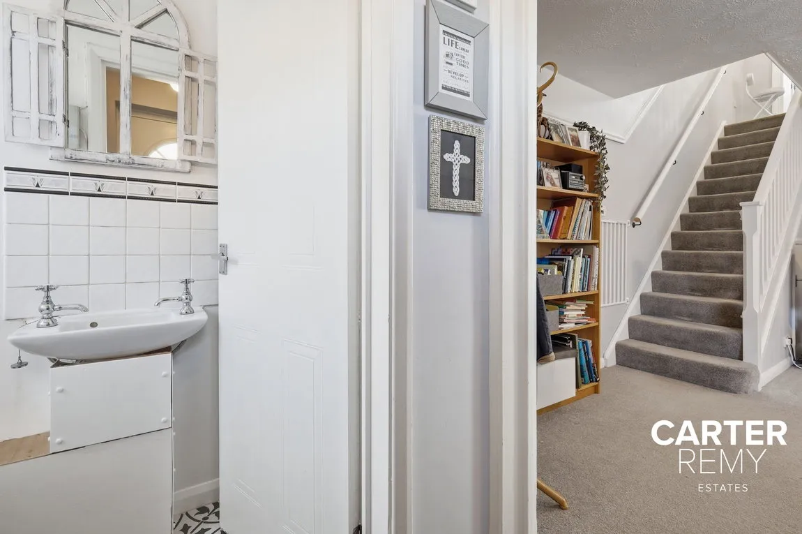 Ark Avenue, Grays, RM16 6QR, photo 5