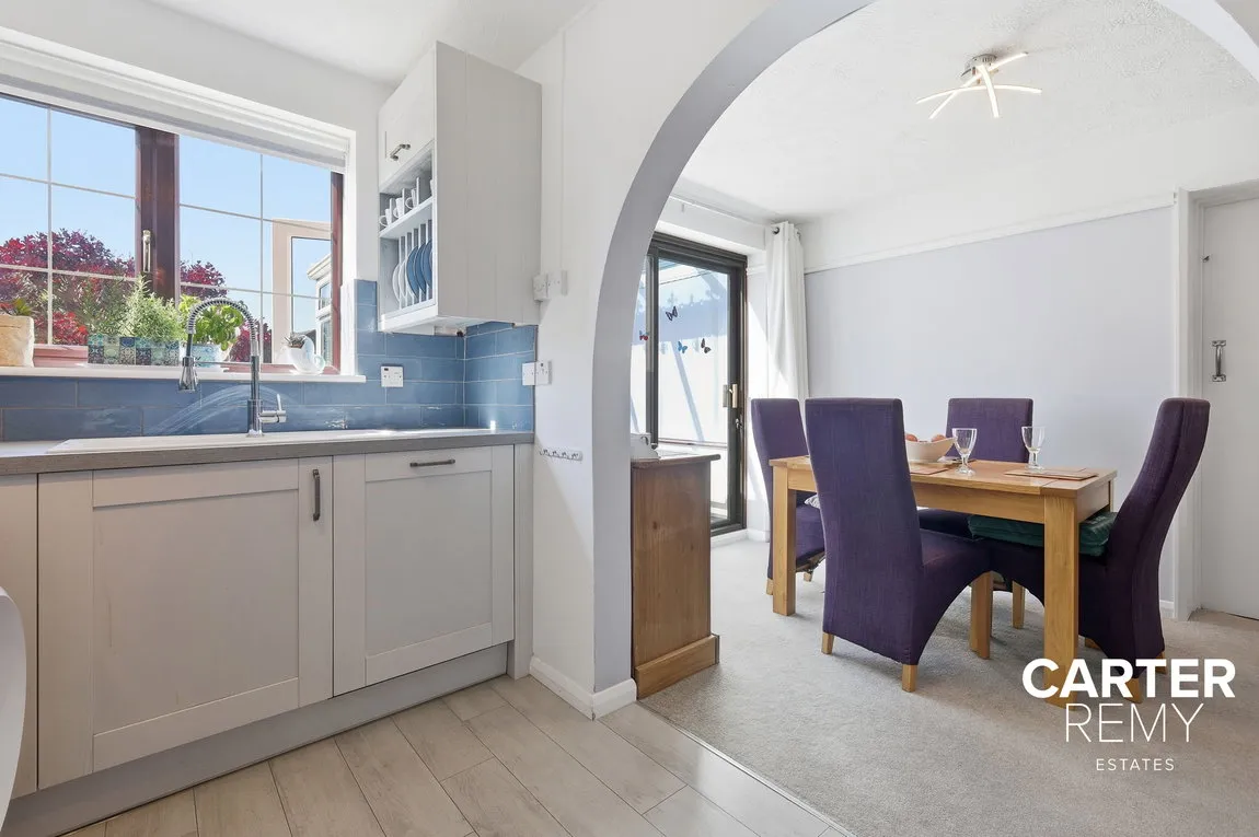 Ark Avenue, Grays, RM16 6QR, photo 11