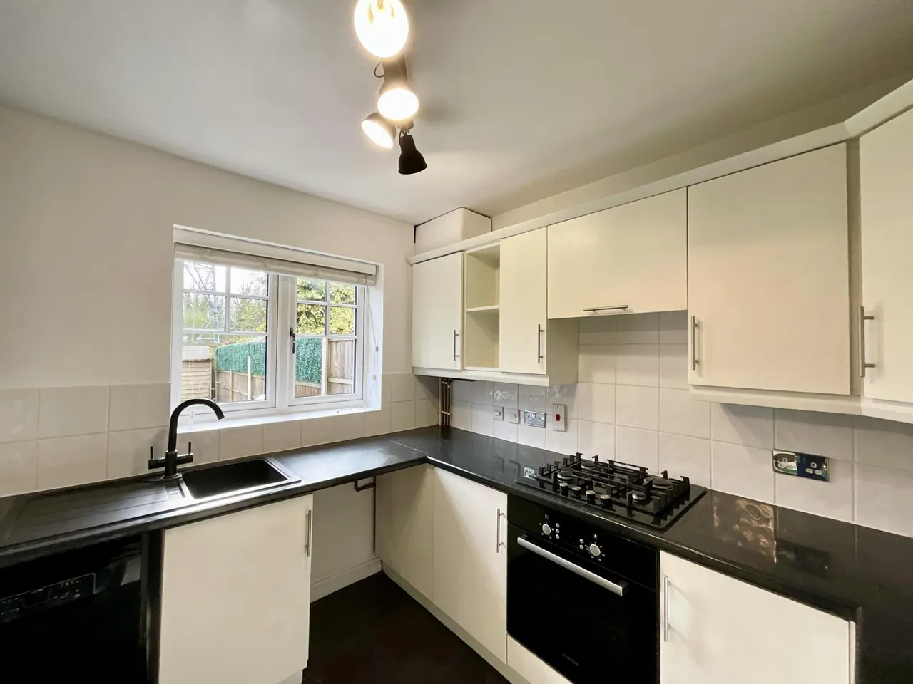Japonica Drive, Nottingham, NG6, photo 9