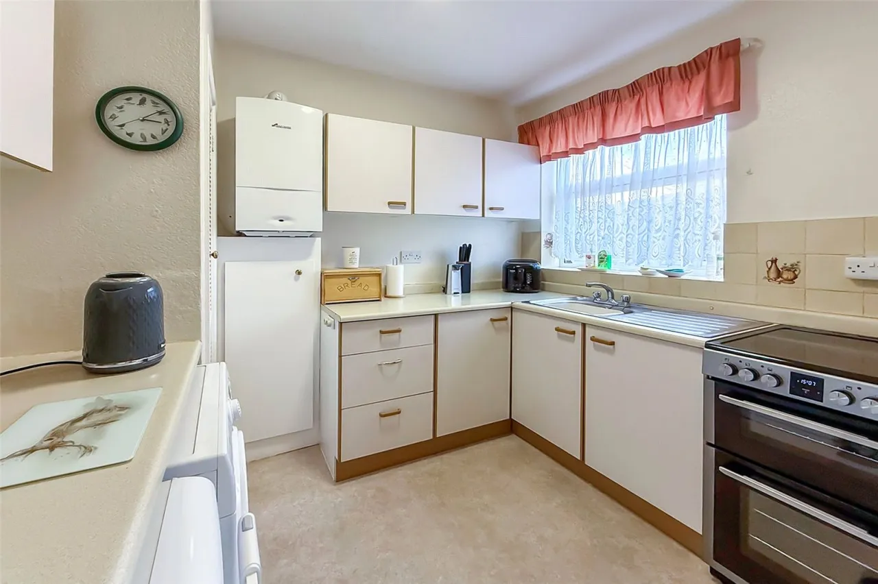 Littlehampton, BN17, photo 4