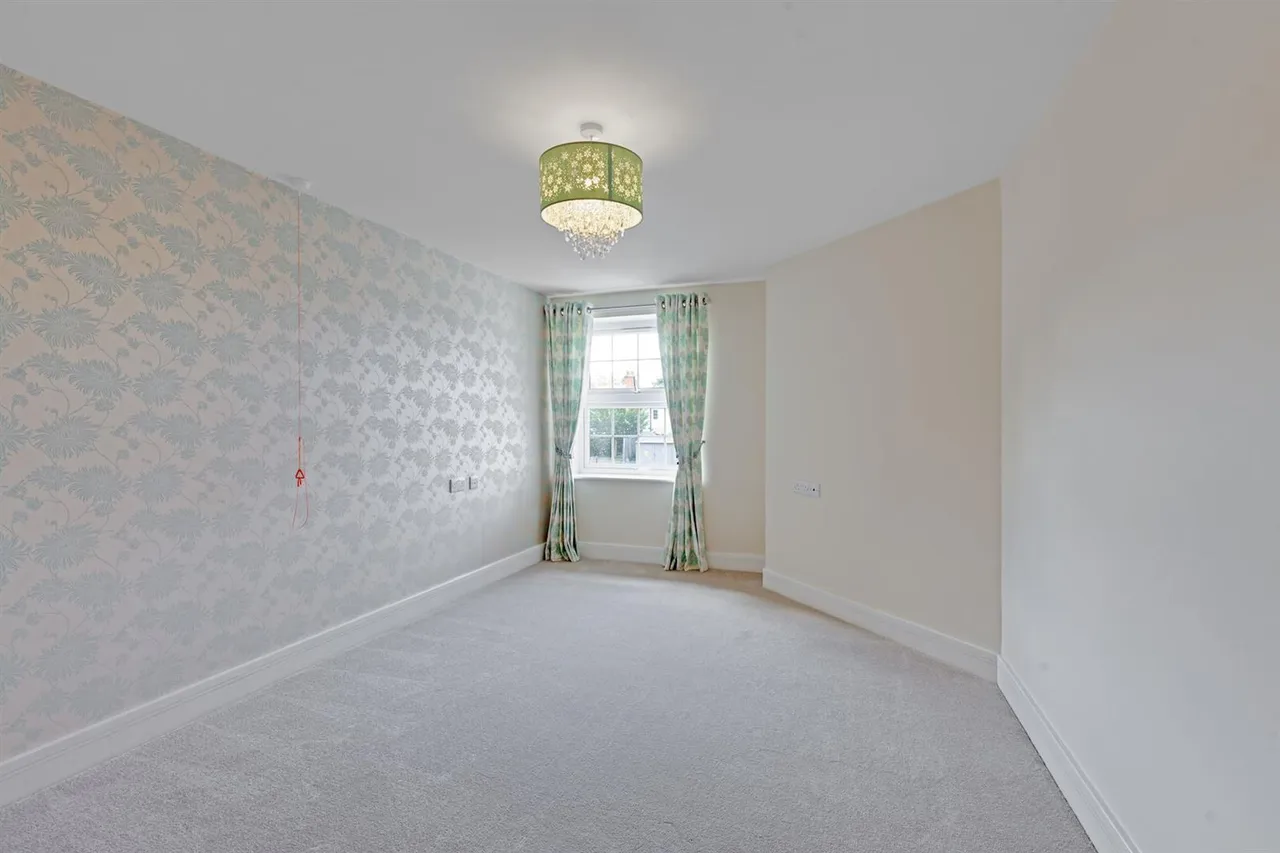 High Street, Ongar, CM5, photo 7