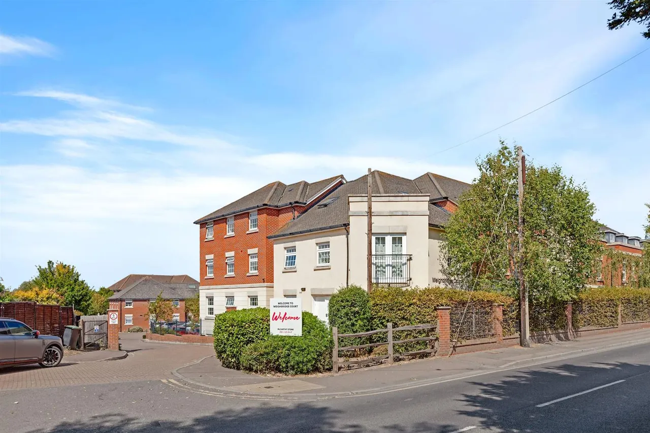 High Street, Ongar, CM5, photo 15