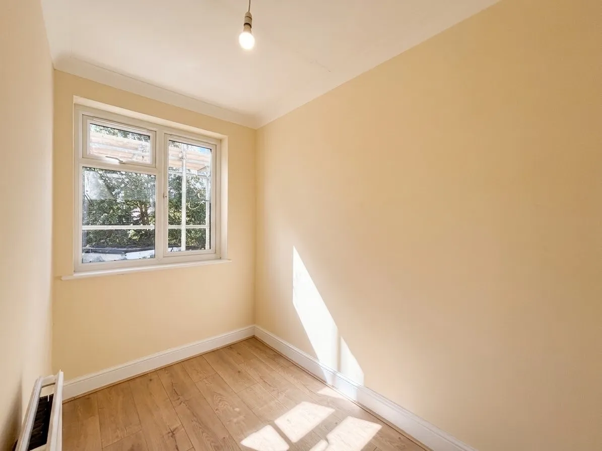 Tiverton Rd n18, photo 6