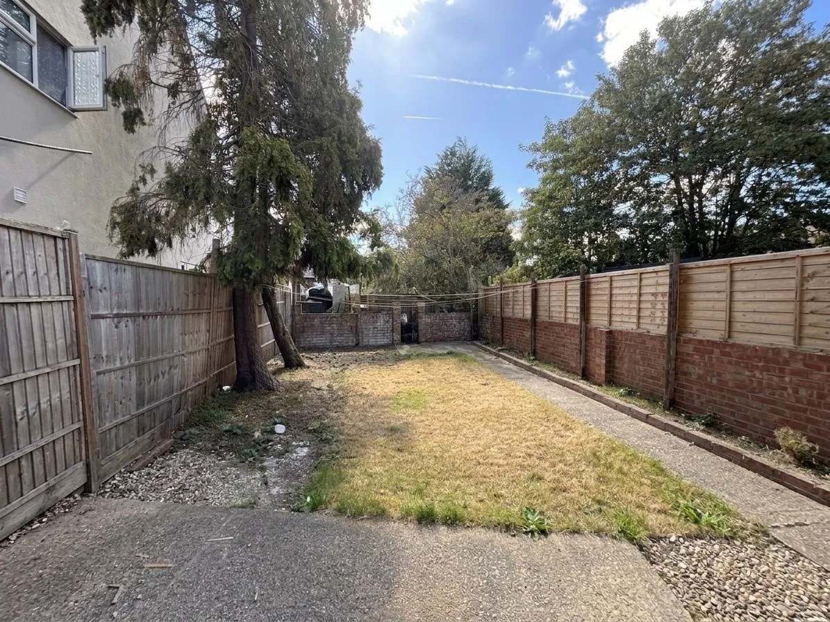 Tiverton Rd n18, photo 10